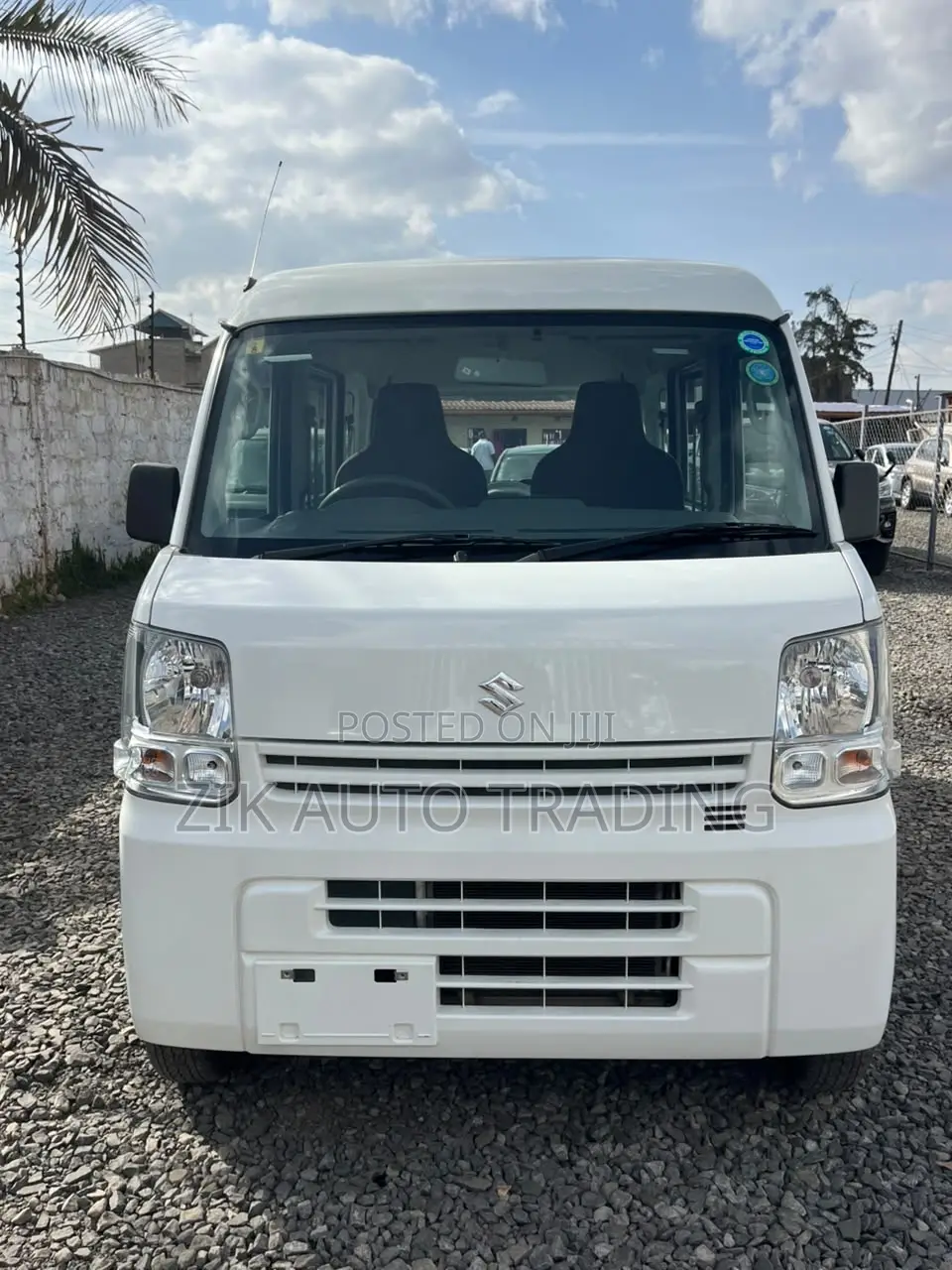 Suzuki Every 2019 White