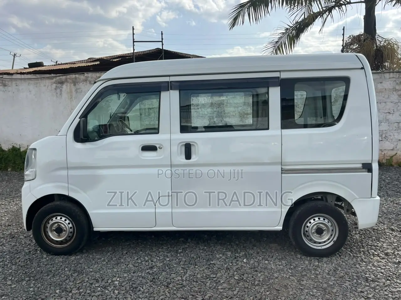 Suzuki Every 2019 White