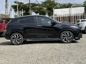 Honda Vezel 1.5 Hybrid 2WD 2019 Black