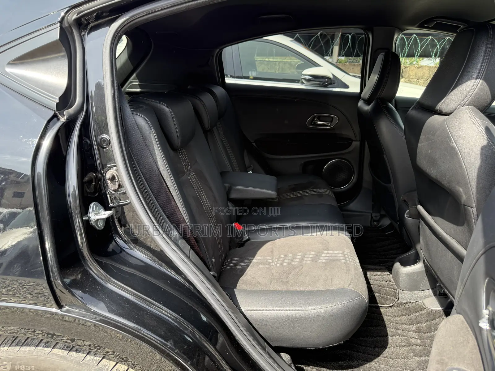 Honda Vezel 1.5 Hybrid 2WD 2019 Black