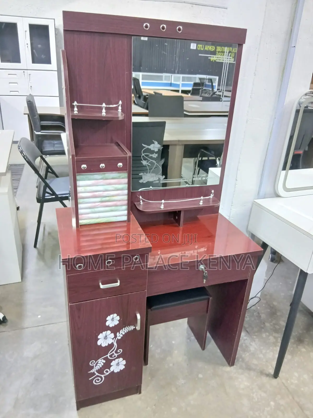 Dressing Table: Vanity Table With Stool and Smooth Sliding Drawers