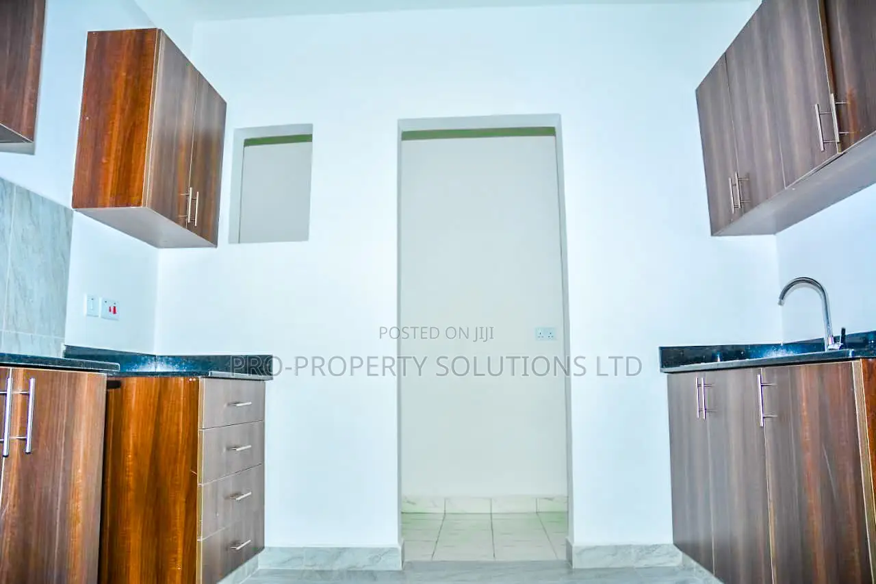 3bdrm Apartment in Ole Sereni, Mombasa Road for sale