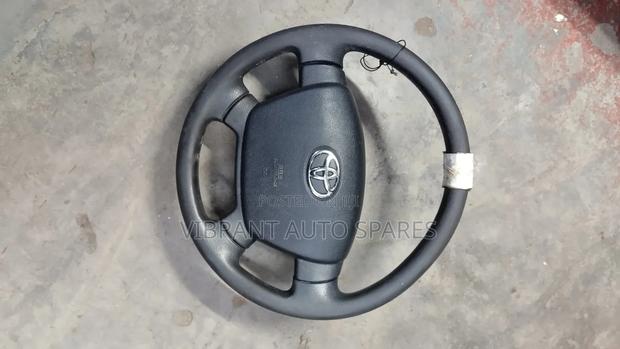 7l Steering Wheel With Airbag - thumbnail 2