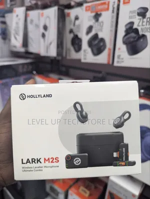 Hollyland Lark M2 2-Person Wireless Combo Microphone System