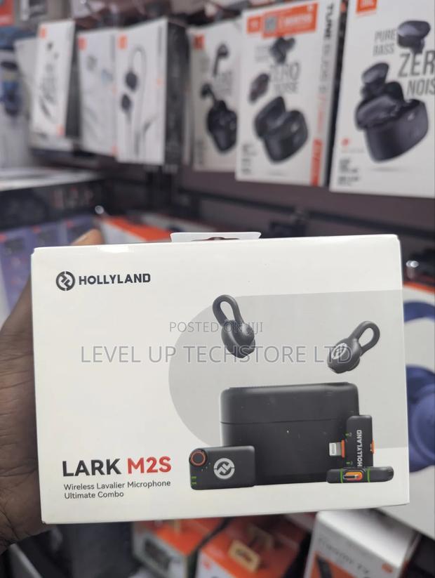 Hollyland Lark M2 2-Person Wireless Combo Microphone System - thumbnail 2