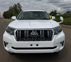 Toyota Land Cruiser Prado 2021 White