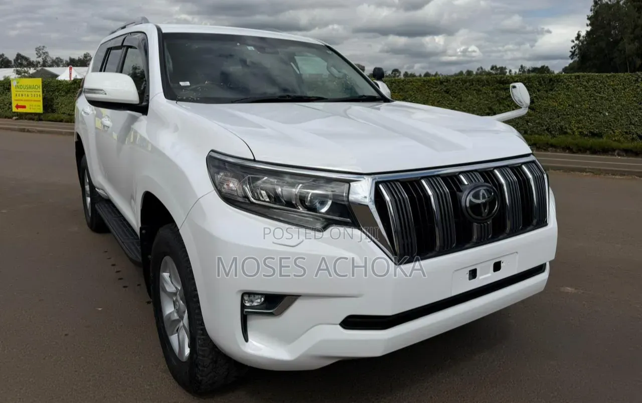 Toyota Land Cruiser Prado 2021 White