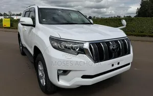 Toyota Land Cruiser Prado 2021 White