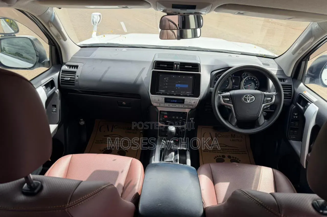 Toyota Land Cruiser Prado 2021 White