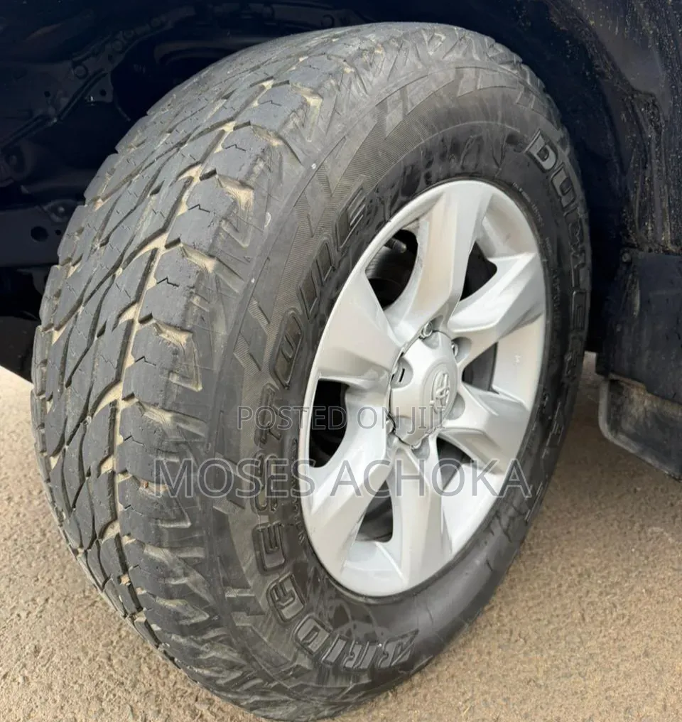 Toyota Land Cruiser Prado 2021 White