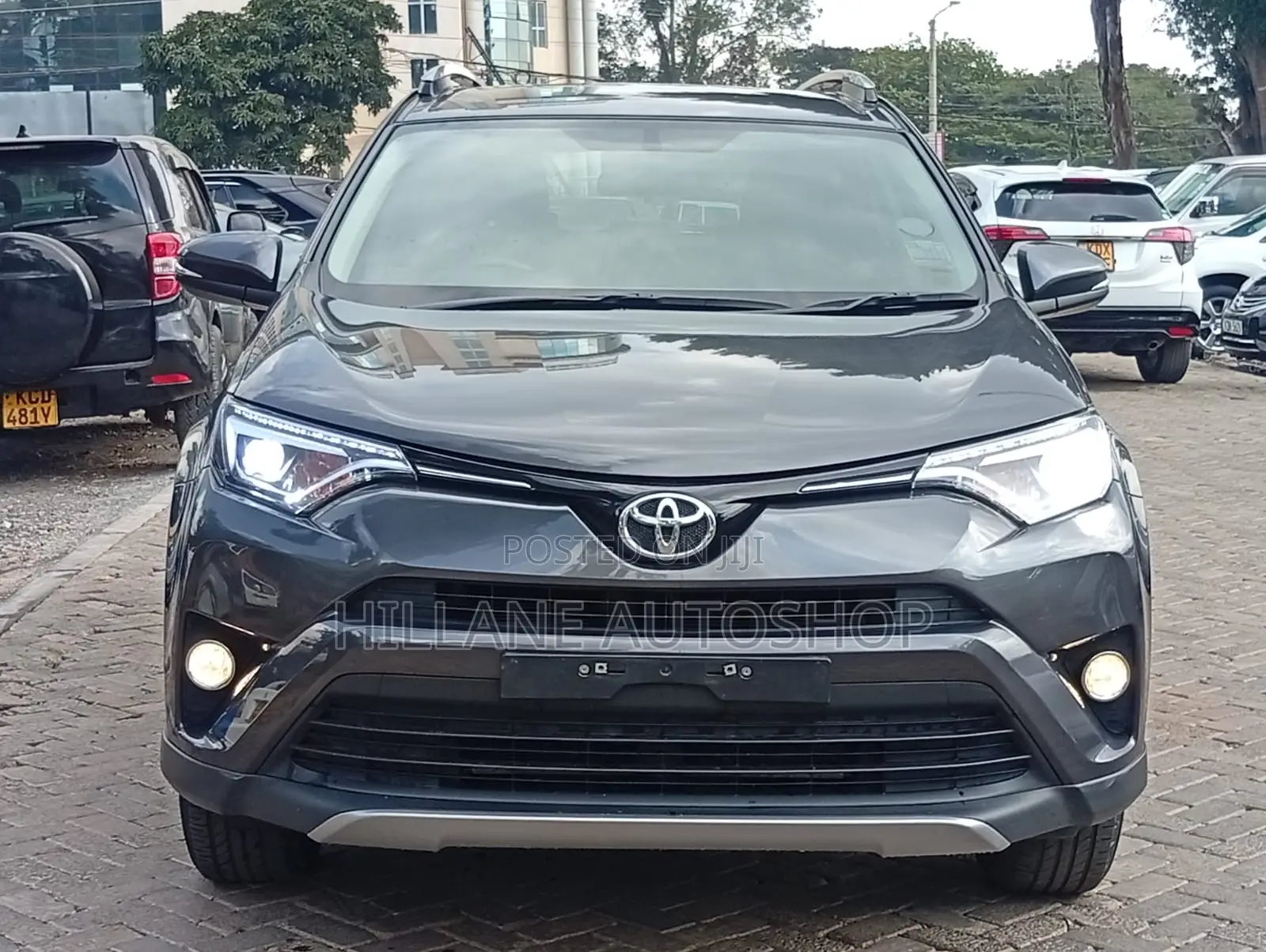 Toyota RAV4 2019 Gray