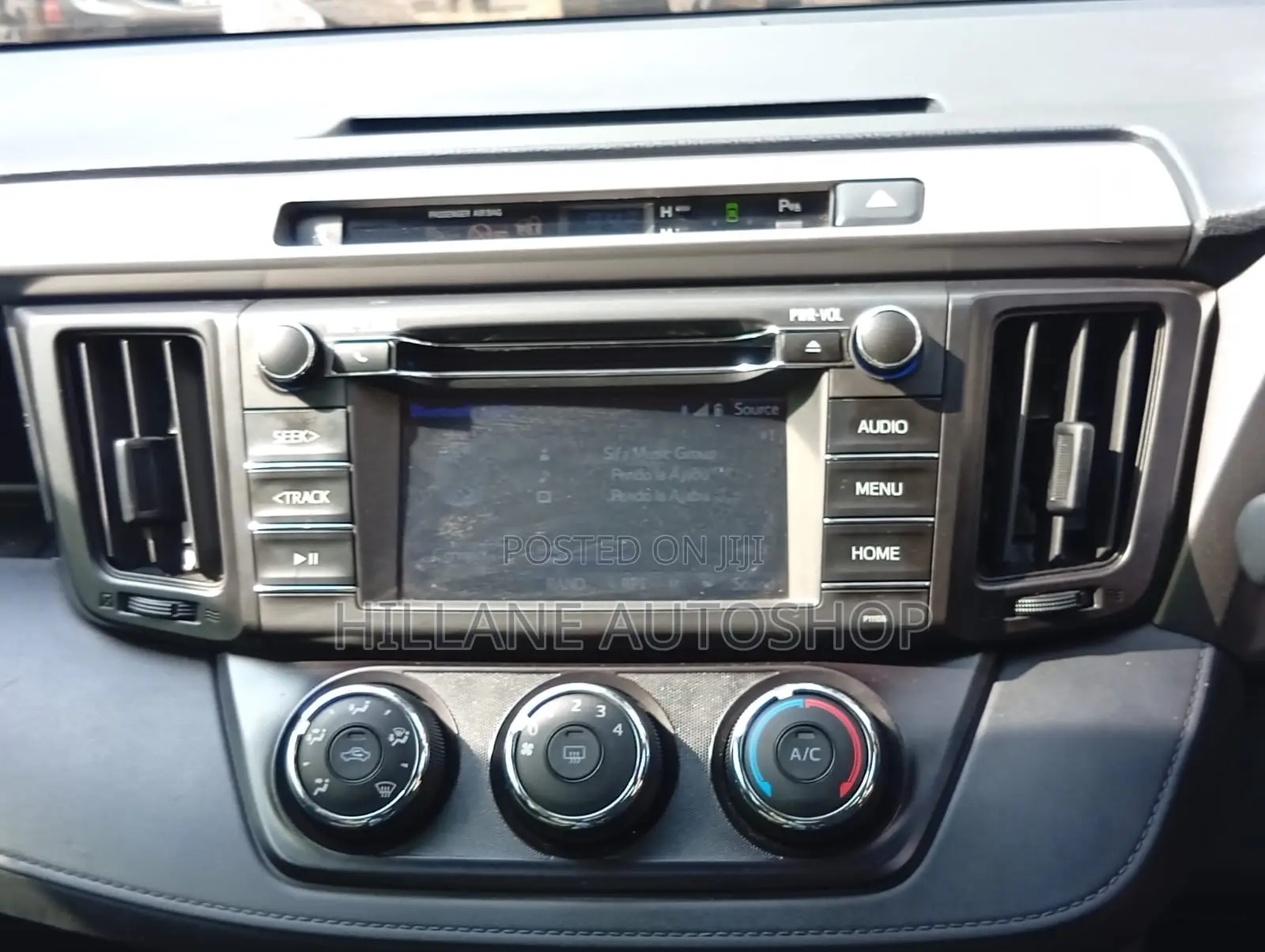 Toyota RAV4 2019 Gray