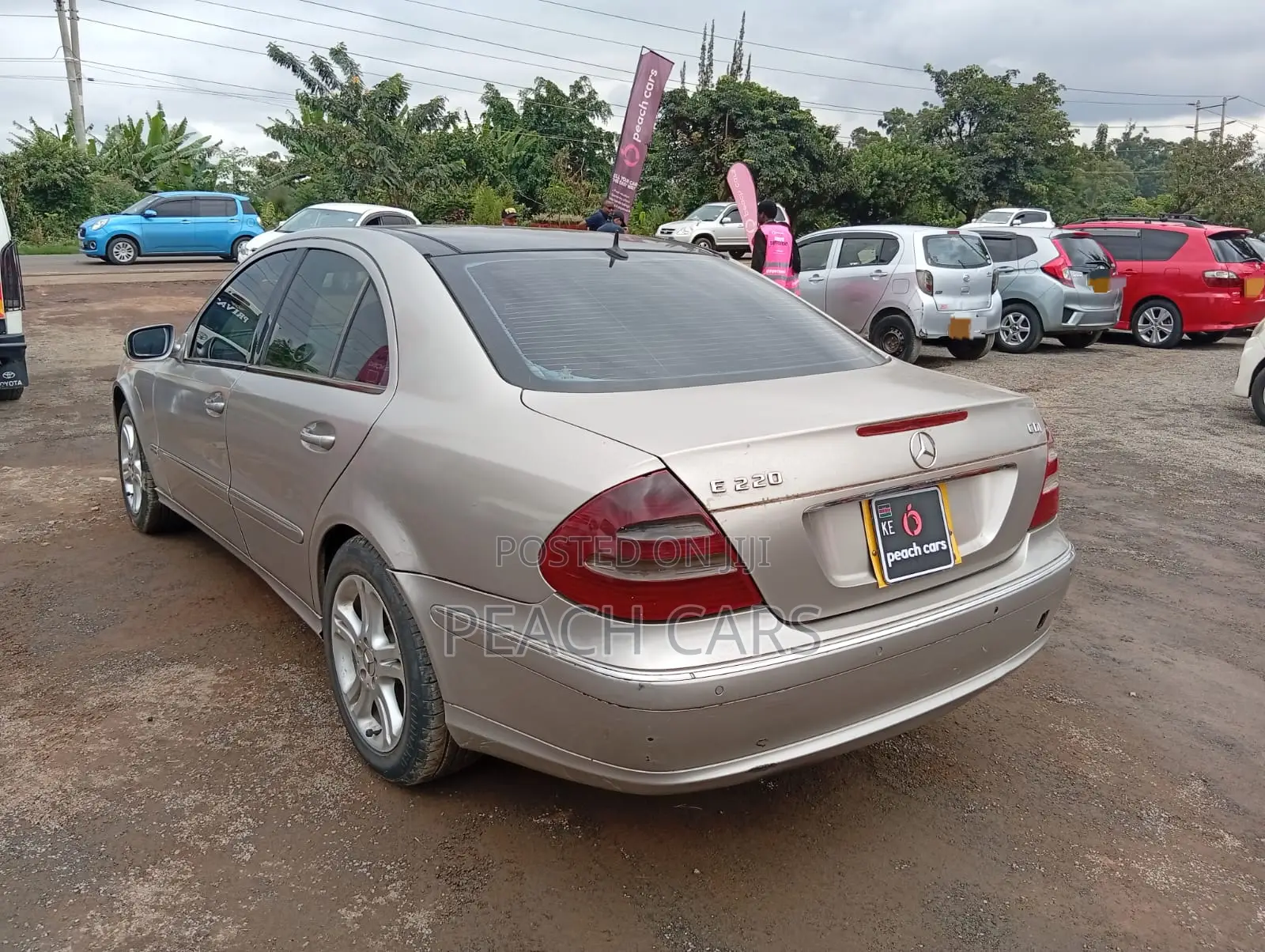 Mercedes-Benz E220 2004 Silver