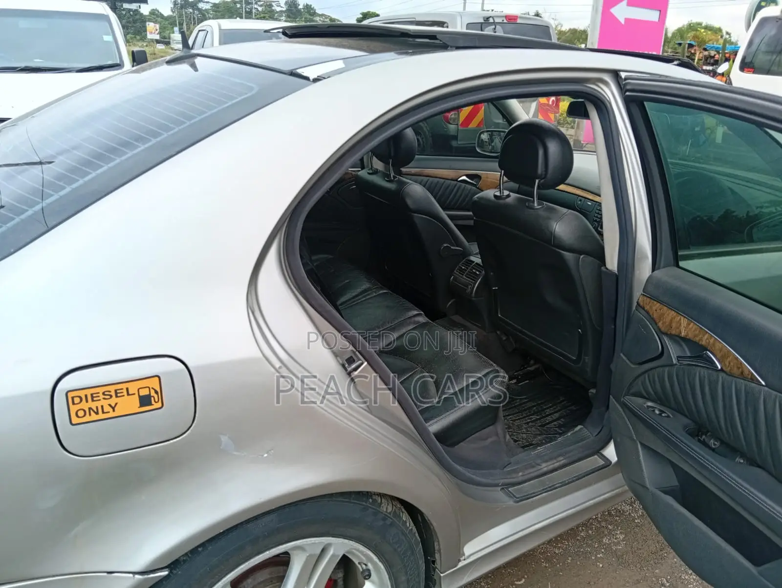 Mercedes-Benz E220 2004 Silver