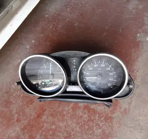 Speedclock Mazda Axela