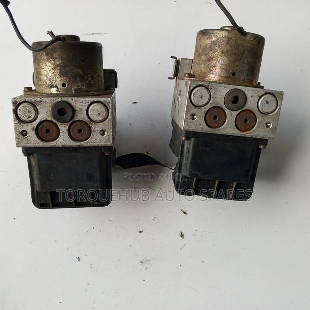 Nissan Xtrail Nt30 Abs Module - thumbnail 3