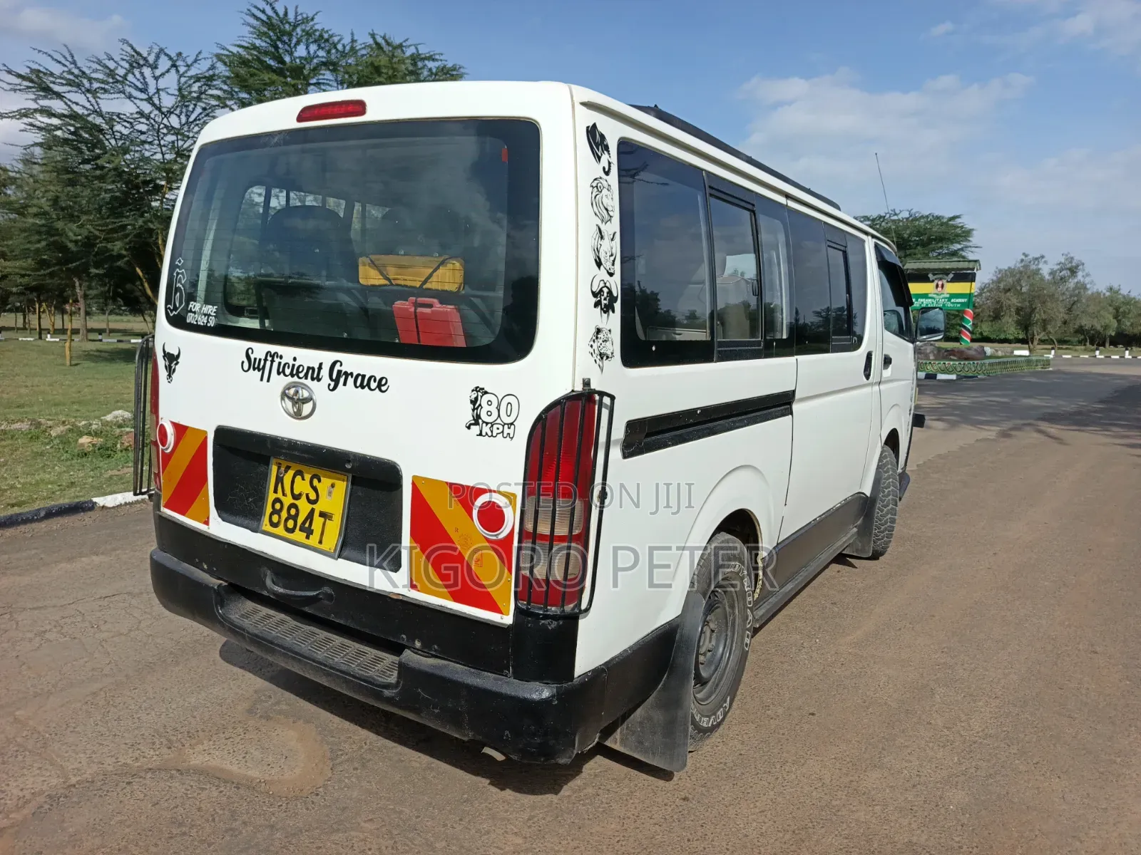 Toyota HiAce 2012 White