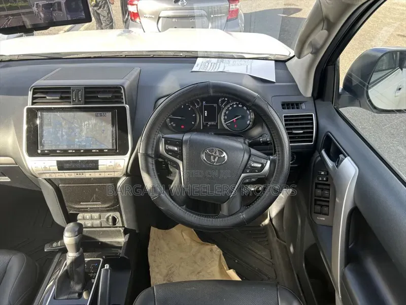 Toyota Land Cruiser Prado 2020
