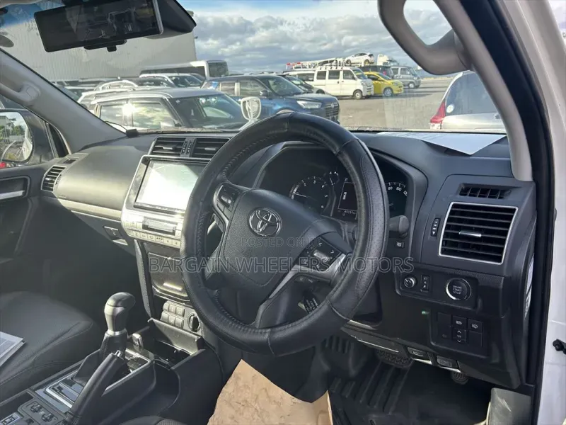 Toyota Land Cruiser Prado 2020
