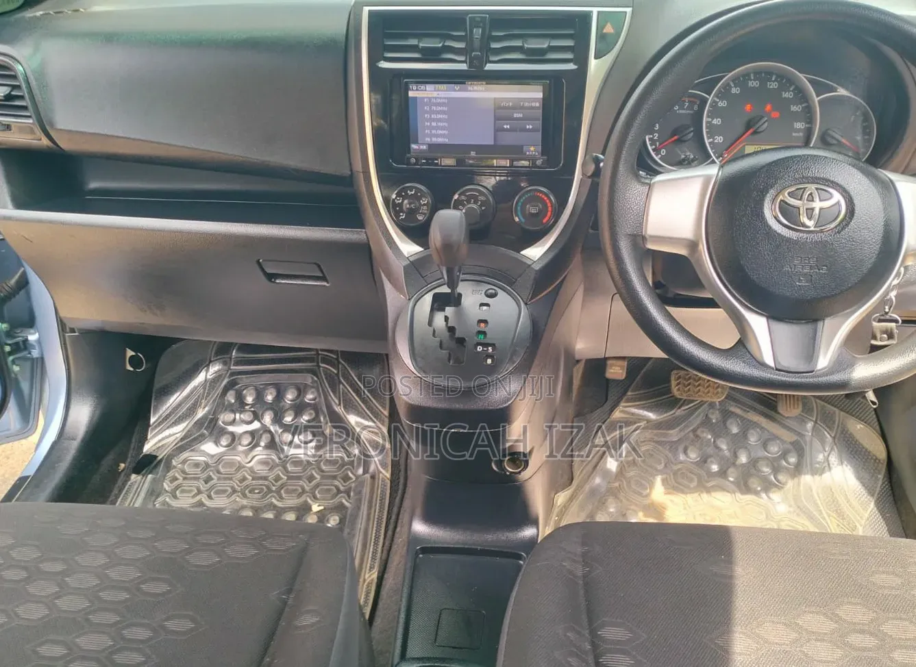 Toyota Ractis 2014 Blue