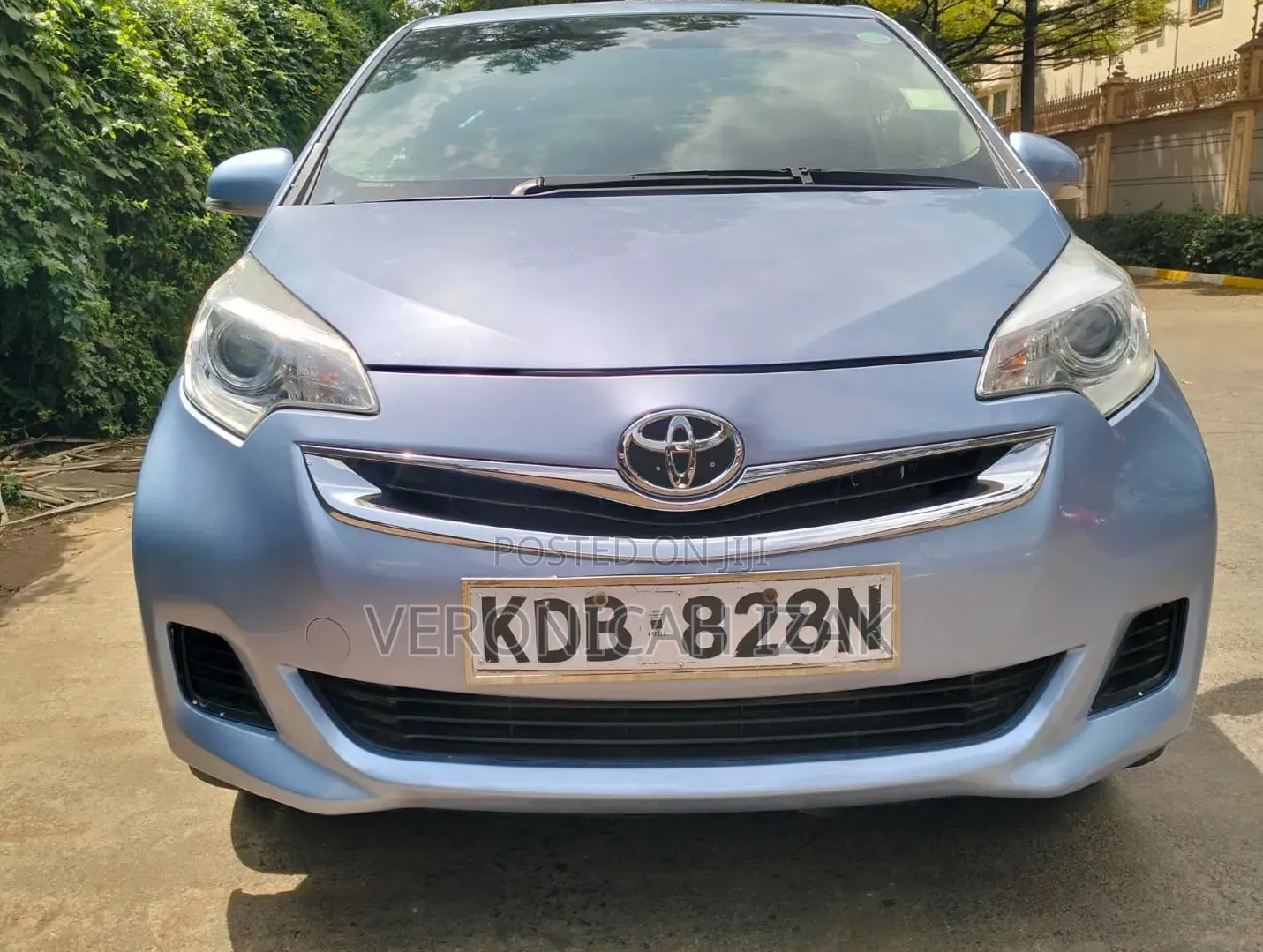 Toyota Ractis 2014 Blue