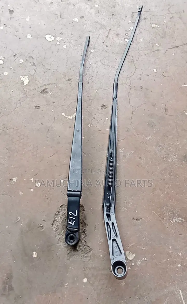 Front Wiper Arm Nissan Note E12