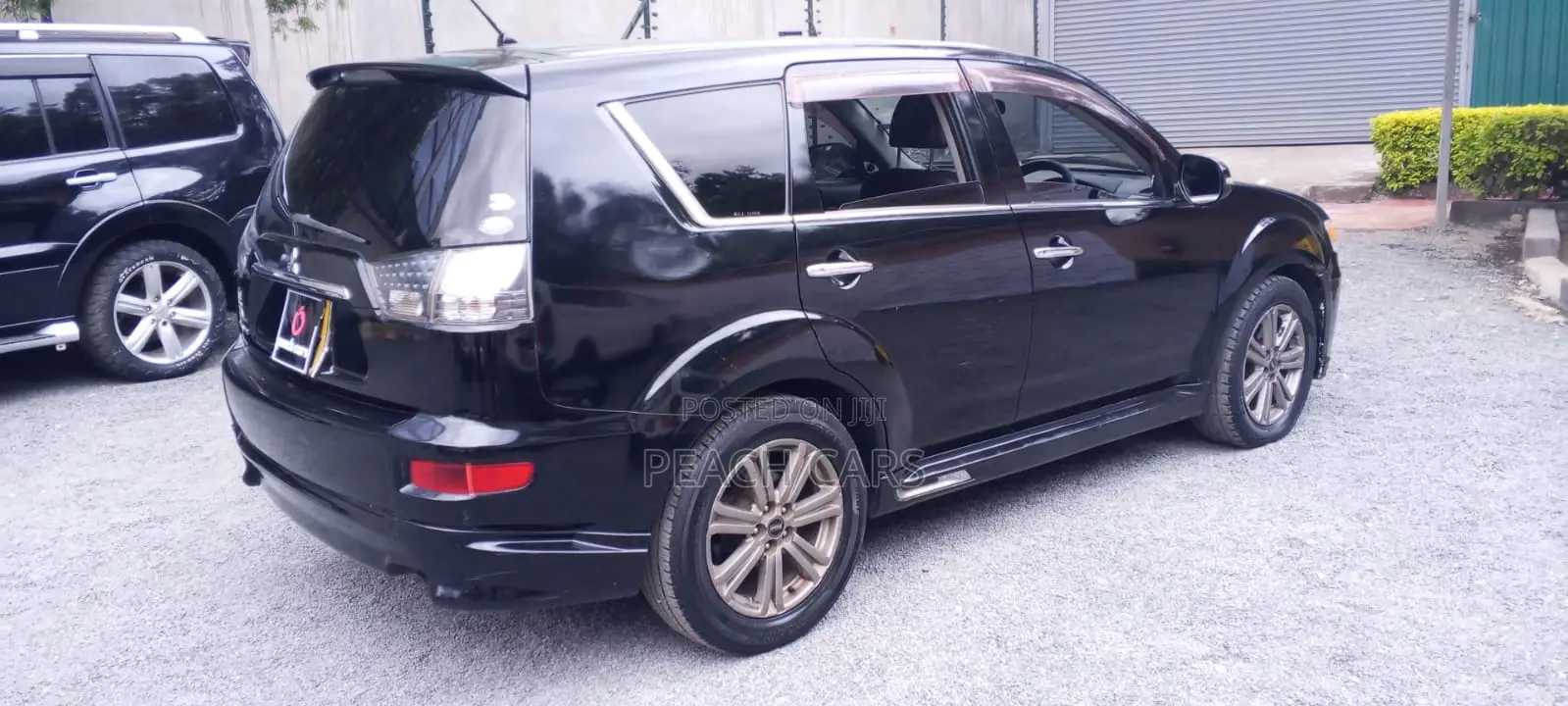 Mitsubishi Outlander 2010 Black