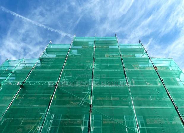 Uv-Stabilized Green Scaffolding Net for Site Protection - thumbnail 4