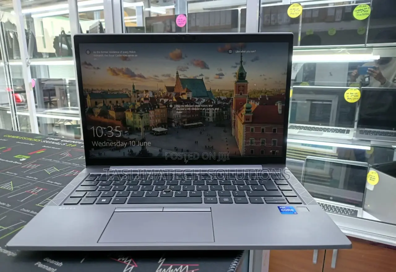 Laptop HP ZBook Firefly G8 16GB Intel Core i7 SSD 512GB