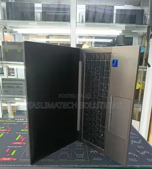 Laptop HP ZBook Firefly G8 16GB Intel Core i7 SSD 512GB