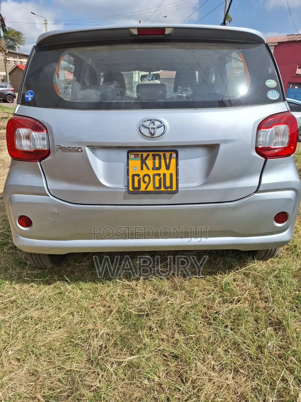 Toyota Passo 2018 Silver