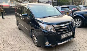 Toyota Noah 2017 Black