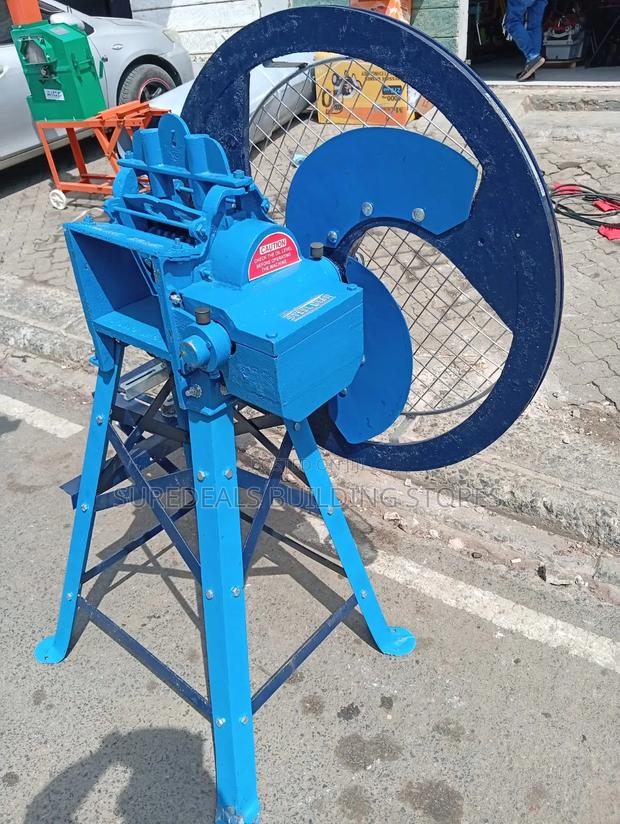 3 Blade Chaff Cutter With Gasoline Engine - thumbnail 3