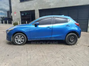 Mazda Demio 2017 Blue