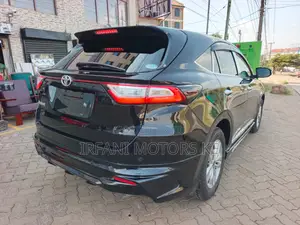 Toyota Harrier 2.0 2019 Gray