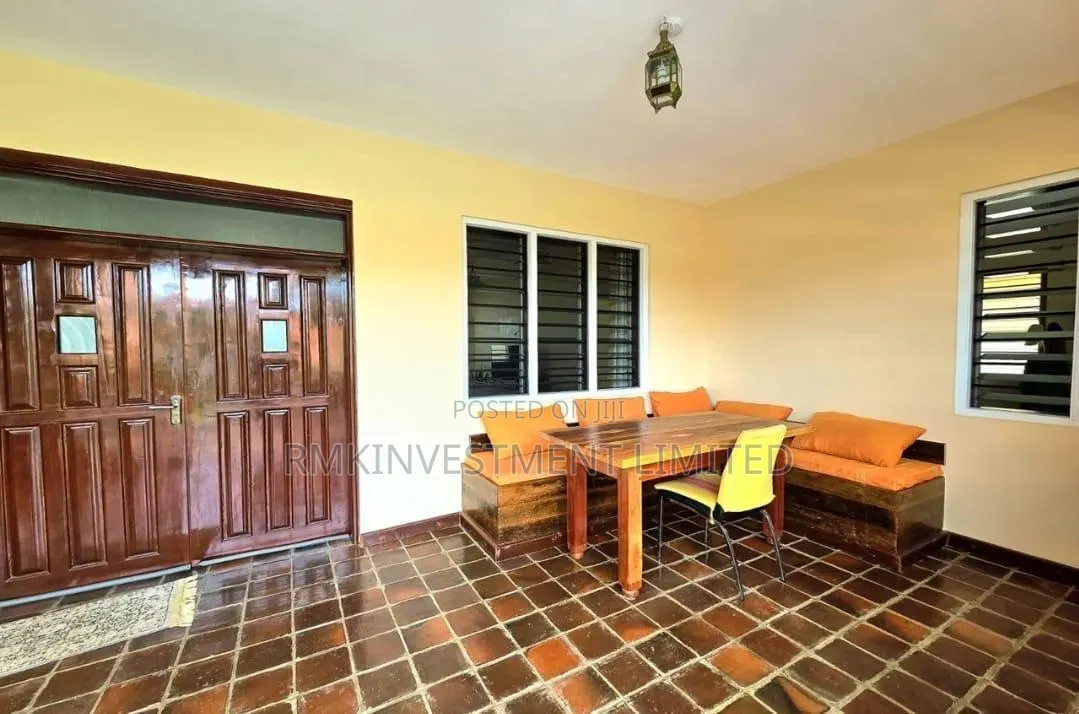 Furnished 3bdrm Villa in Rmk, Diani for sale