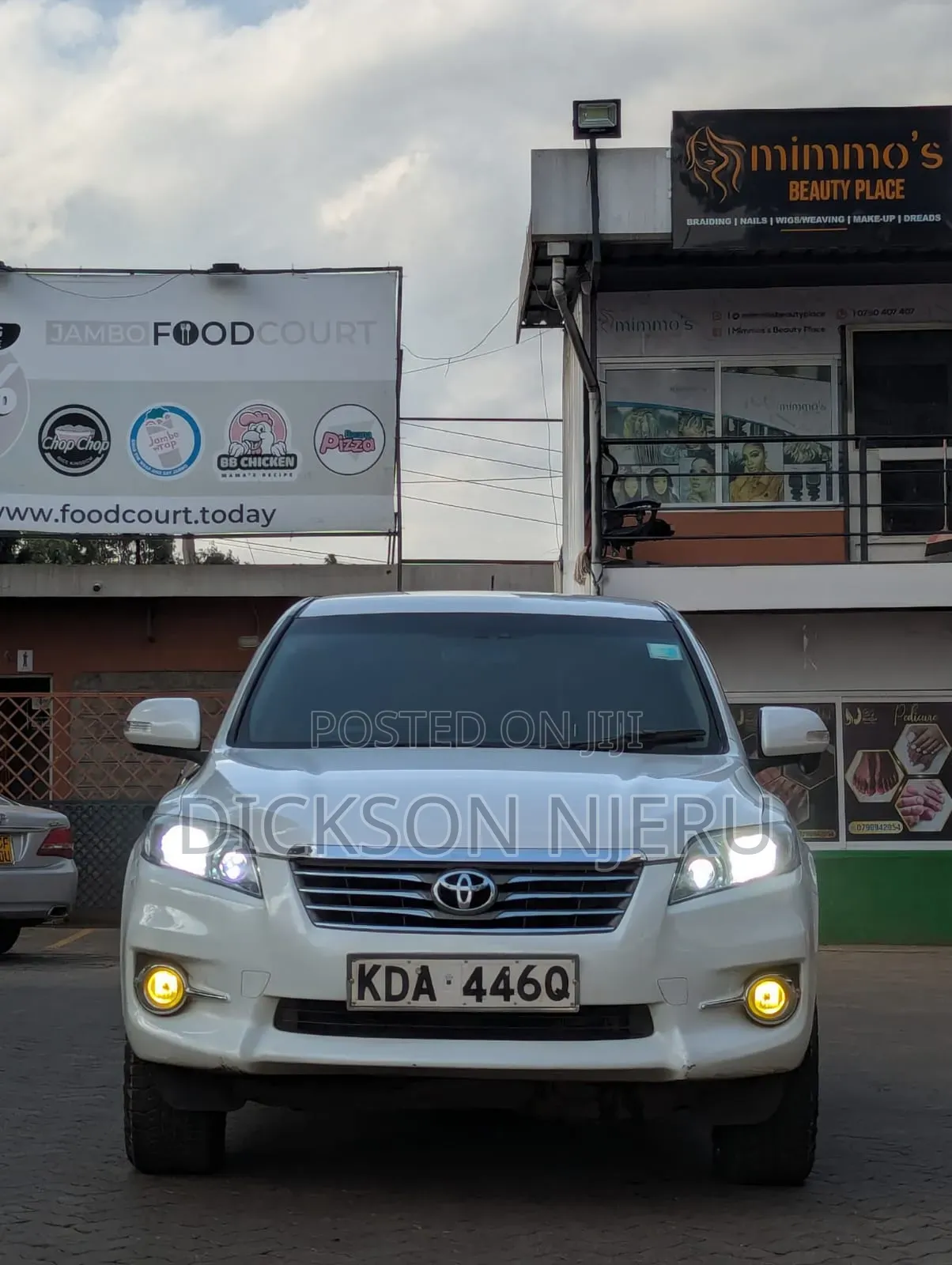 Toyota Vanguard 2013 White