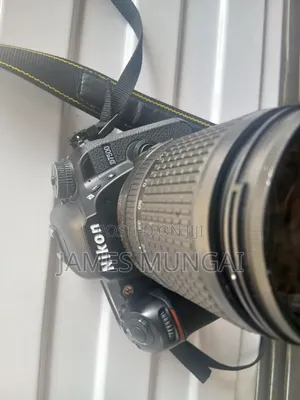 Nikon D7500 DSLR Camera in Mint Condition With Original Lens 18-140mm.