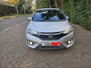 Honda Fit 2017 Silver