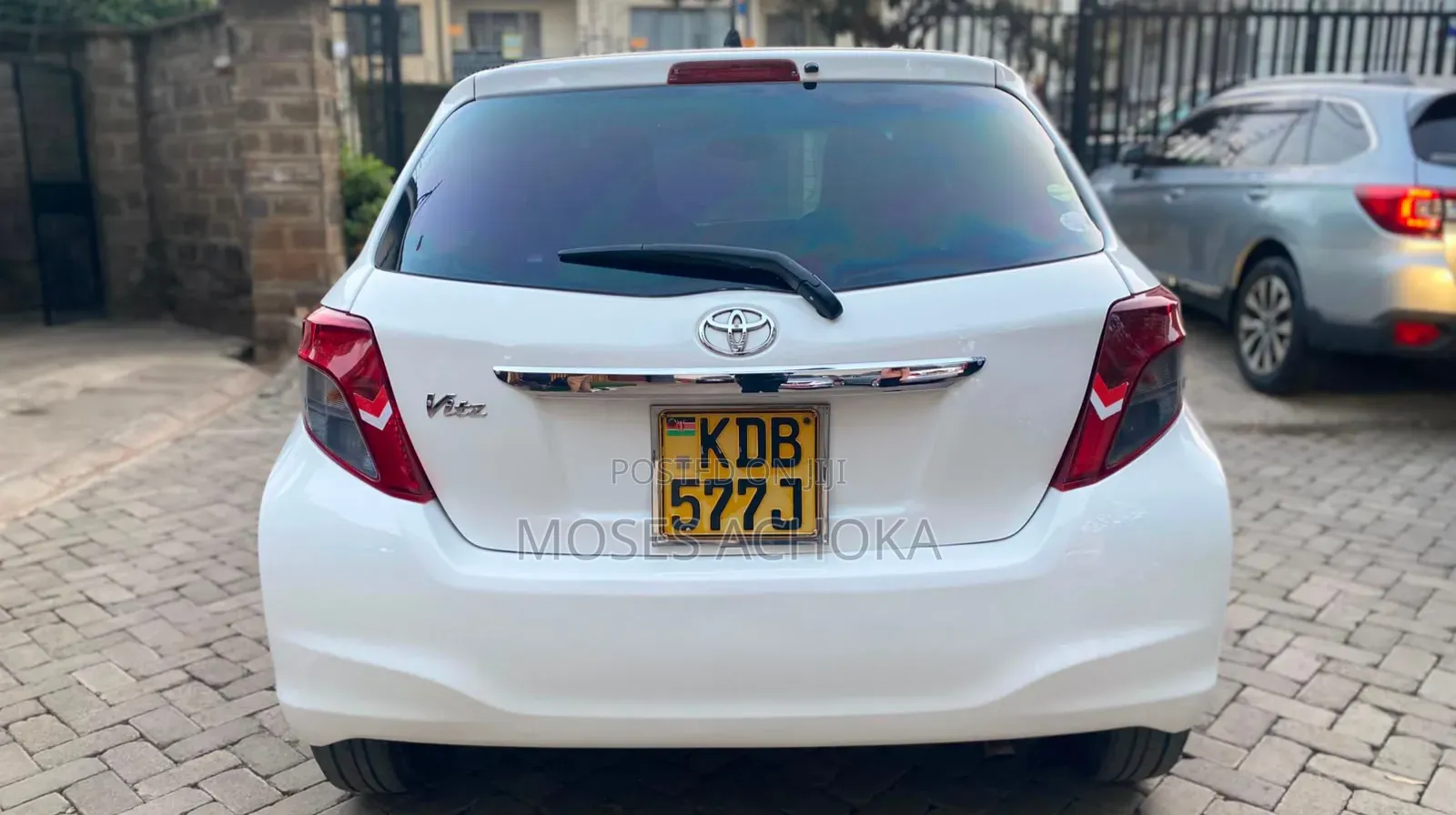 Toyota Vitz 2013 White