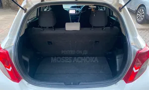 Toyota Vitz 2013 White