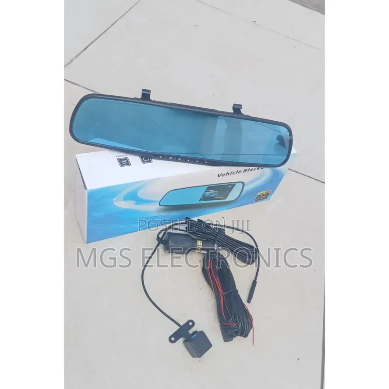 Black Box DVR 2 Lens on Touch L208