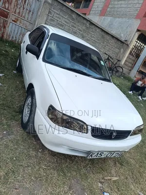Toyota Previa 2004 White