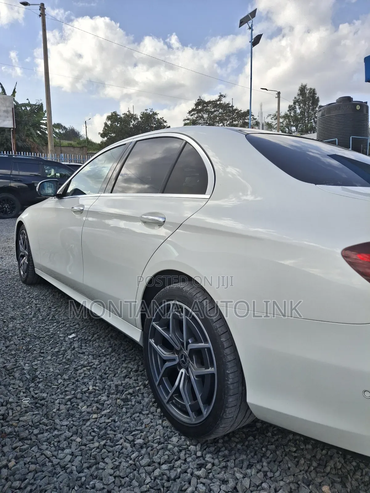 Mercedes-Benz E200 2020 Pearl