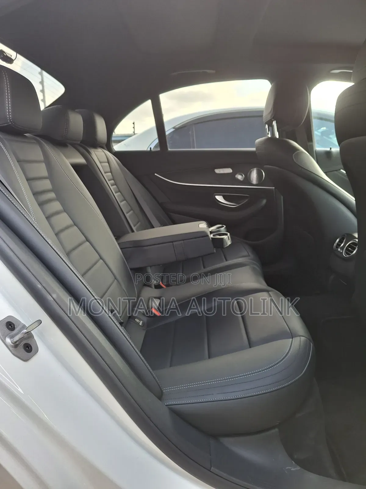 Mercedes-Benz E200 2020 Pearl