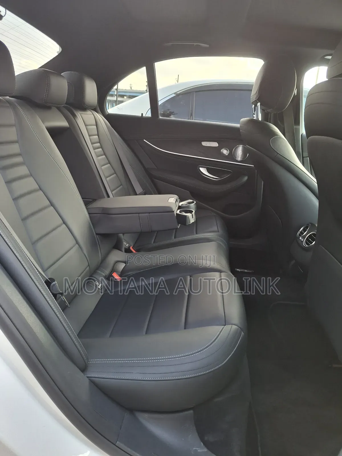 Mercedes-Benz E200 2020 Pearl