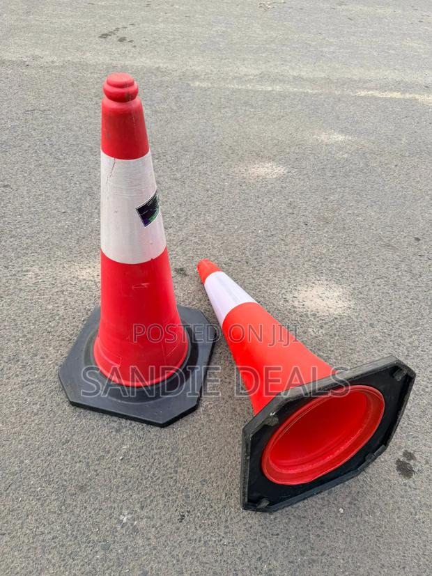 Traffic Reflective 75cm Cones - thumbnail 2