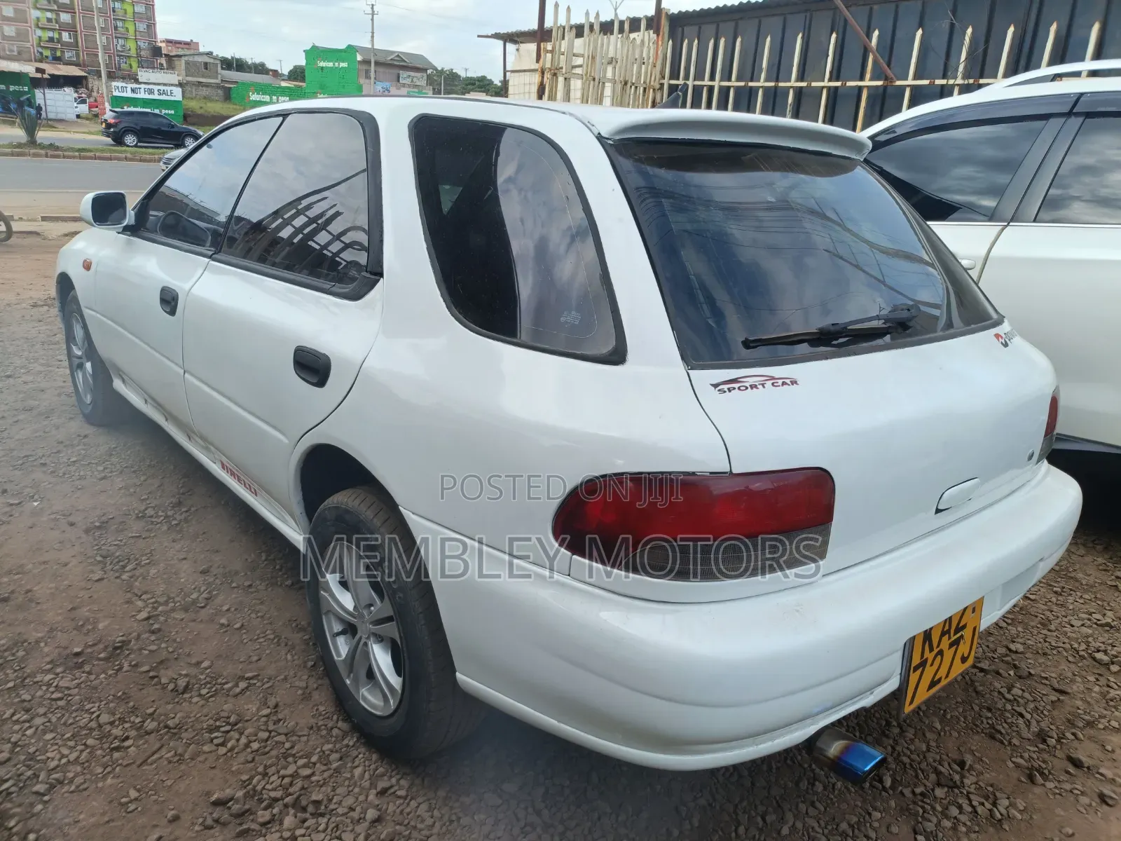 Subaru 1400 2000 White