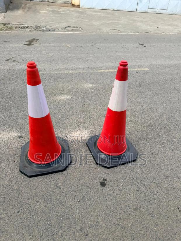 Pvc Traffic Cones 75cm