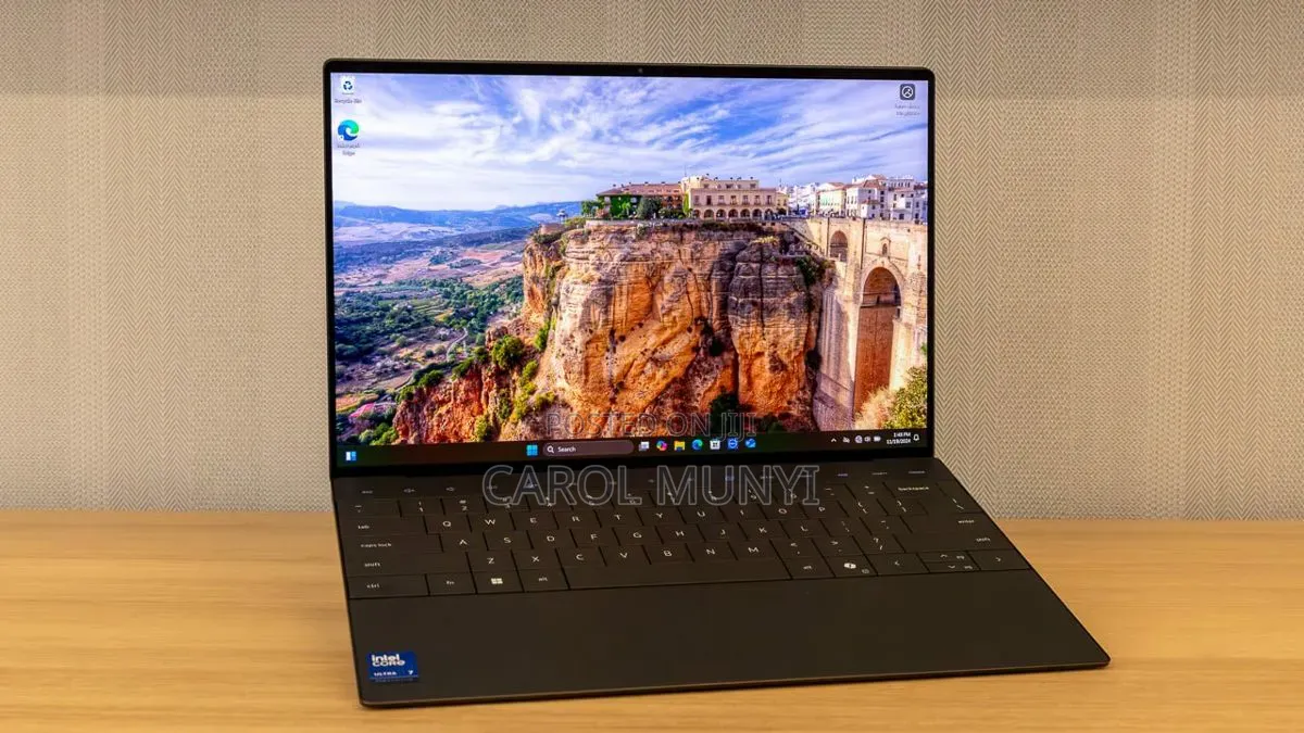 New Laptop Dell XPS 13 9343 8GB Intel Core i5 SSD 256GB